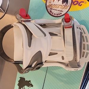 Womens drake snowboard bindings